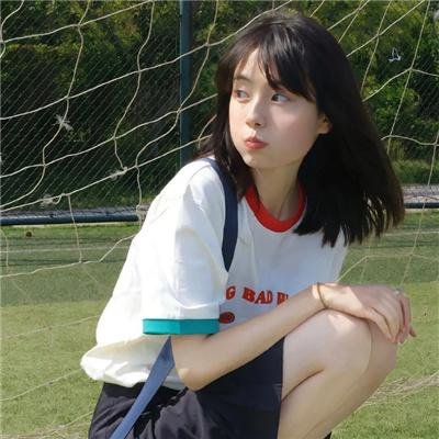 关于莉莉周的一切